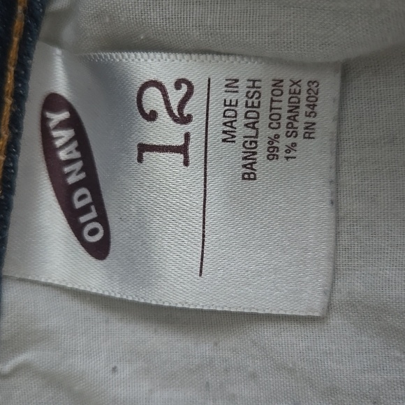 Old Navy Women's Denim Skirt Size 12 - Picture 3 of 3